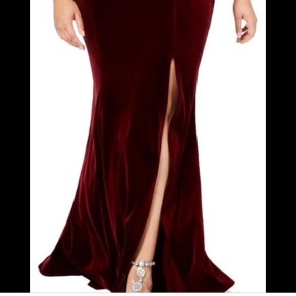 Xscape 16w Off the Shoulder Long Burgundy Velvet Wedding Bridesmaid Gown - Picture 7 of 9